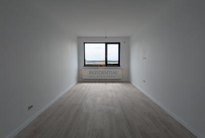 Apartament cu 3 camere semidecomandat în Berceni