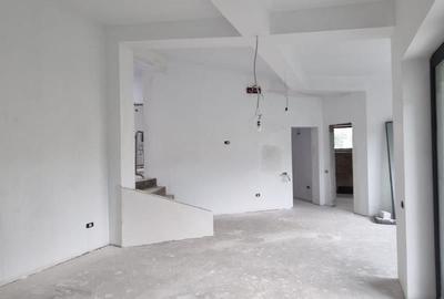 Casă spectaculoasă – 314 mp utili, cramă, terase, 7 camere, teren 432 mp - 16