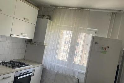 Apartament cu 2 camere decomandat, mobilat în Mărăști