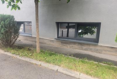 De vânzare boxa la demisol,pretabila pentru un birou,arhiva,depozit - 3