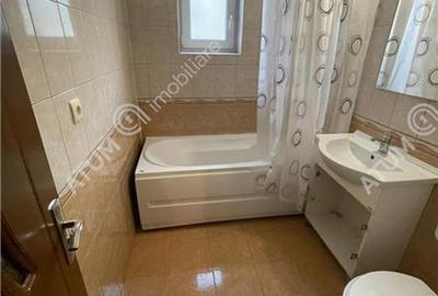 Apartament cu 3 camere decomandate 2 bai si 2 balcoane in Sibiu - 11
