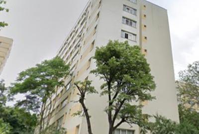 Apartament cu 3 camere decomandat în Colentina