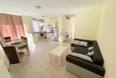 Apartament cu 3 camere semidecomandat, mobilat în Dumbrăvița
