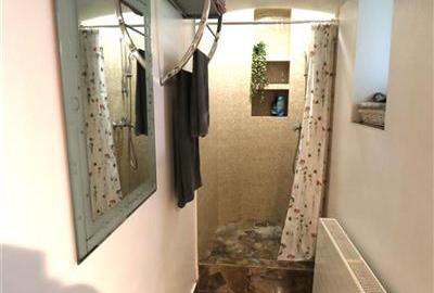 Apartament cu 2 camere,centrala proprie , ultracentral - 7