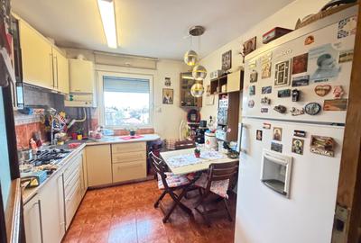 Vand apartament cu 3 camere Circumvalatiunii 135000 euro - 3