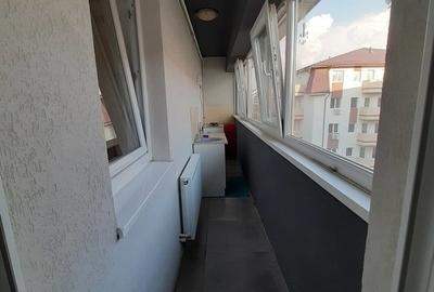 Apartament cu 2 camere nedecomandat în Central