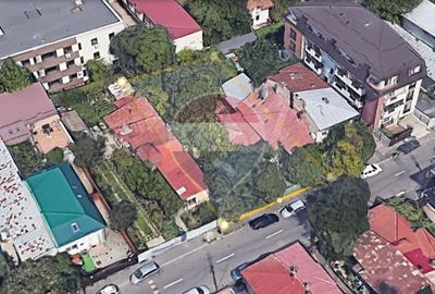Teren Construcții intravilan de 812 mp, în 1 Mai