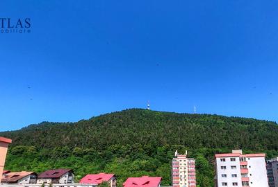 Apartament cu 3 camere decomandat în Răcădău