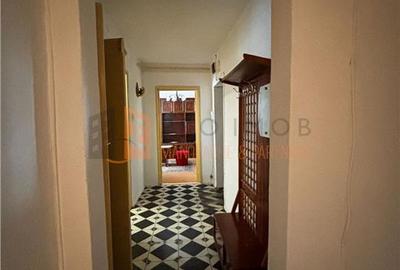 Apartament 3 camere cf 1 semidecomandat  zona Unirii Sud - 8