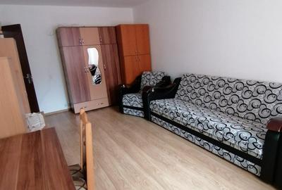 450euro/luna, Podul de Fier intersectie apartament 2 camere decomandat - 3
