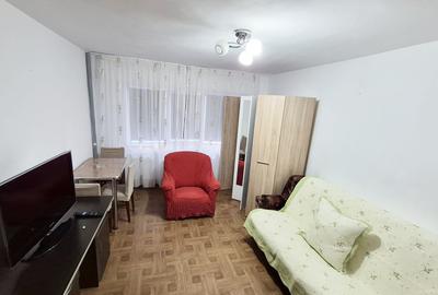 Garsonieră decomandată, mobilată în Inel II