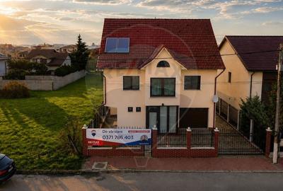 Casa / Vila cu 7 camere de vanzare in Ovidiu Sud Constanta - 1