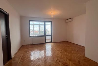 Piața Romană | 2 Camere | La un Pas de Metrou | vedere libera - 2