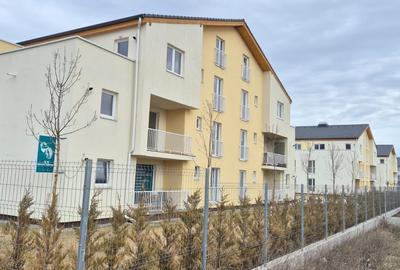 Apartament cu 3 camere decomandat în Sânpetru