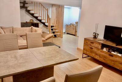 Apartament cu 3 camere decomandat, mobilat în Drumul Taberei