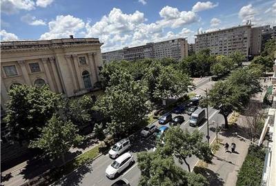 2 cam Radisson Victoriei - 8