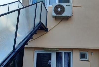 Vilă Faleză Nord ,spre mare, cu 2 apartamente și 2 garsoniere, afacere la cheie! - 2
