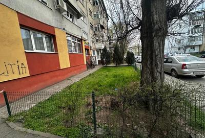 Spațiu comercial, de 70.00 mp, în Cornitoiu