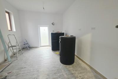 Vand casa singur in curte cu garaj, pod si foisor Sanpetru-Bod - 14
