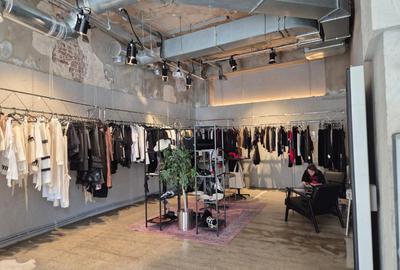 Spațiu comercial, 157 mp în Regina Elisabeta