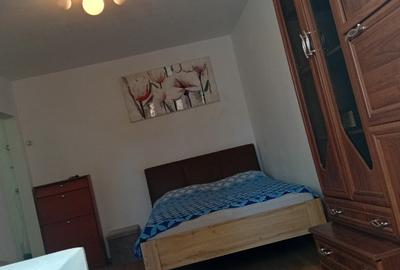 Garsonieră decomandată, mobilată în Dacia