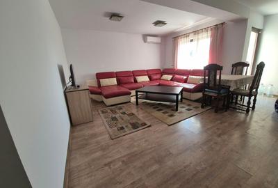 Apartament cu 2 camere decomandat, mobilat în Giroc