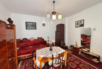 Casă +Teren Rm. Vâlcea str. N. Bălcescu - 2