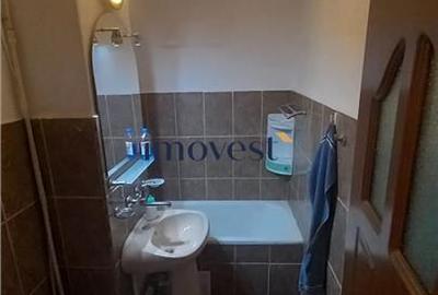 De inchiriat: Aparatament cu 3 camere in zona Micro 15 - 21