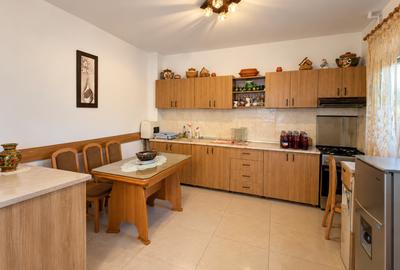 Casa P+M - Palas - teren 340mp - 6 camere - 21