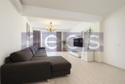 Apartament cu 3 camere, mobilat în Central