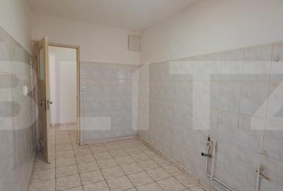 Apartament 2 camere, etaj 4, zona centrală, Făgăraș – nemobilat, de renovat - 7