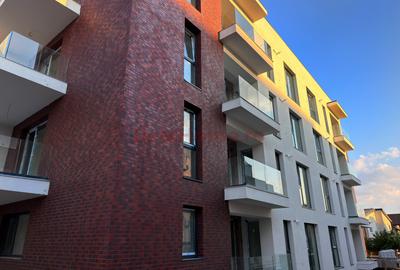 Apartament 2 camere metrou 1 Dec 1918 Ozana geam la baie  bloc nou - 1