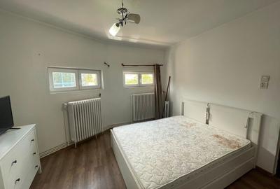 Apartament cu 2 camere, mobilat în Victoriei