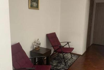 Apartament cu 2 camere semidecomandat, mobilat în Bucureștii Noi