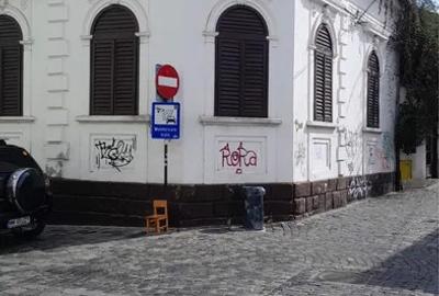 Casă individuală cu 5 camere în Zorilor