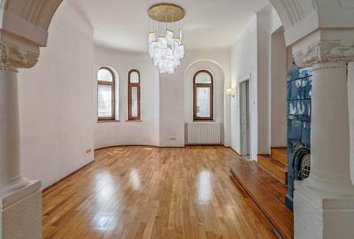 Vilă spațioasă de închiriat, 11 camere, București - 2