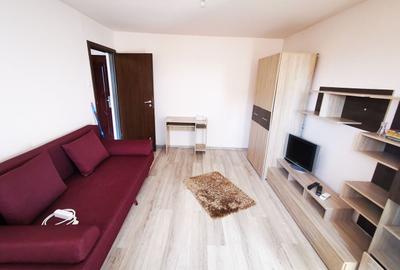Garsonieră decomandată, mobilată în Complex Studențesc
