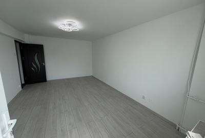 Sebastian, 2 camere, 54mp, decomandat, etaj 8, renovat - 8