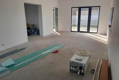 FARA COMISION casa 5 camere 3 bai 2 placi P+1+pod incalzire pardos canal apa - 20
