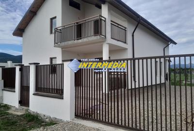 Casă nouă de vînzare P+1 cu 500 mp. Teren Finisata la cheie - 1