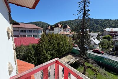 Vilă istorică de vânzare  Castel Aura Buzescu Bușteni  str. Victoriei nr. 11 - 49