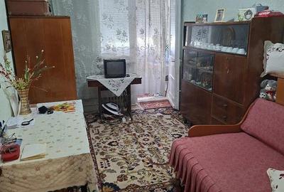 Apartament cu 2 camere decomandat în Sud