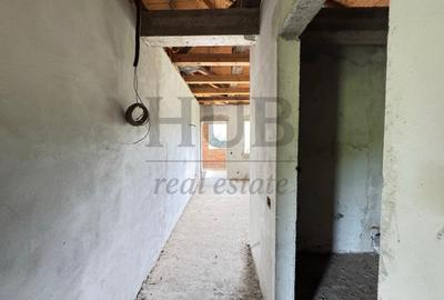 Casă cu teren de vânzare -Sascut - 11