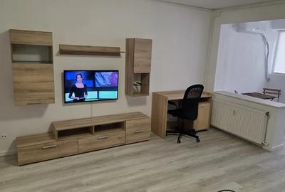 Garsonieră semidecomandată, mobilată în Titan