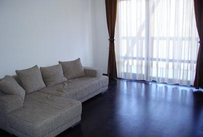 Apartament cu 2 camere semidecomandat, mobilat în Răcădău
