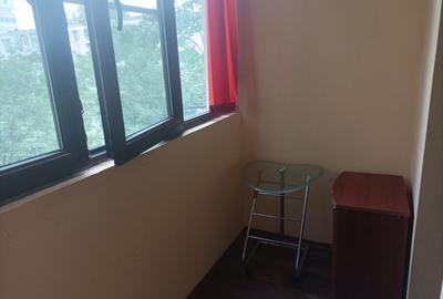 Apartament cu 2 camere, etajul 3/4, zona Alexandru Cel Bun - 7