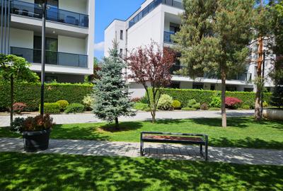 Apartament cu 4 camere decomandat, mobilat în Iancu Nicolae