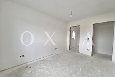 AX1046 Giroc, Zona Esso, 1/2 Duplex Cu 5 Camere - 6