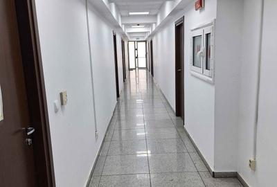 Spatiu pentru birouri de inchiriat in Ploiesti, zona foarte buna - 4