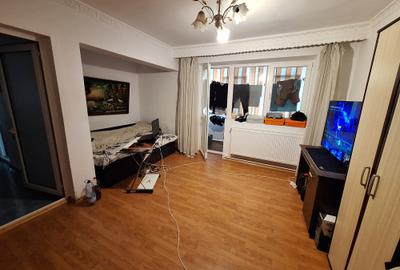 2 decomandate Piata Centrala 50mp Parter/4 mobilat 63000Euro - 2